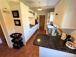 Photo 25- click for photo gallery